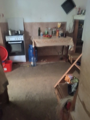 Vand casa la tara sau schimb cu apartament - imagine 9