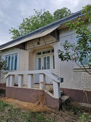Vand casa cu anexe si 14 ari teren in Burdujeni, la 10 minute de primarie - imagine 6
