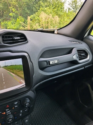 Proprietar Jeep Renegade  - imagine 4