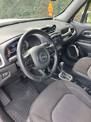 Proprietar Jeep Renegade  - imagine 8