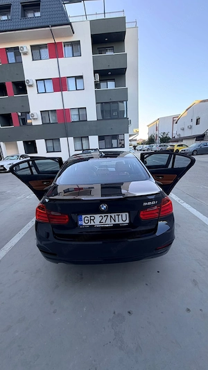 Vând BMW 320i F30, motor 2.0 turbo benzină N20, 184 CP, tracțiune spate - imagine 3