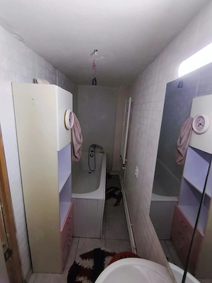 Casa la curte, 2 camere, dressing, camara, foisor, loc parcare - imagine 2