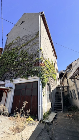Cladire in zona centrală Mediaș - 363 mp construiți , curte 325mp - imagine 14