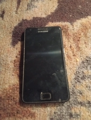 Vând telefon Samsung in stare foarte buna 