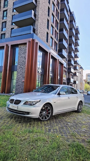 BMW Seria 5 E60 facelift 523i - imagine 4