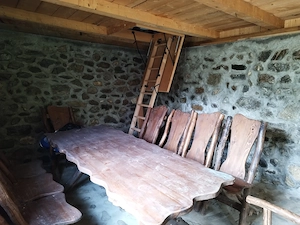 Schimb Cramă casă livadă teren  2.400mp și 5.200mp la munte  - imagine 8