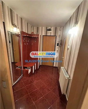 Apartament 4 camere, centrala proprie, renovat, mobilat, Titan - imagine 2