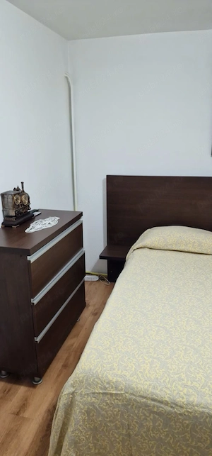 Închiriez apartament 4 camere - zona Confecții  - imagine 6