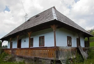 De vanzare casa Cosna Suceava