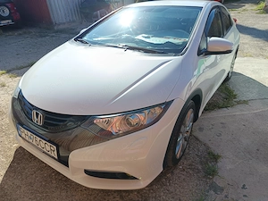 Honda Civic 1.8 Lifesyle 2013 cu gpl