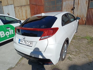 Honda Civic 1.8 Lifesyle 2013 cu gpl - imagine 3