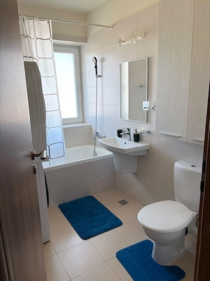 Apartament 2 camere, 56mp + 17mp balcon, Pet-Friendly, zona linistita de case - imagine 6