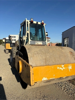 Inchiriez cilindru compactor 19 to - imagine 4