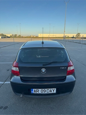 BMW 118d, An 2005, 122 cp - imagine 3