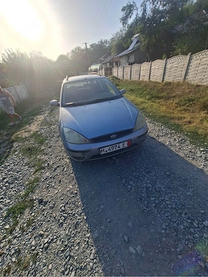 vand ford focus  - imagine 5