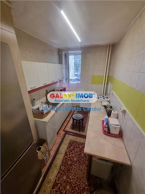 VANZARE APARTAMENT 3 CAMERE COLENTINA DOAMNA GHICA - imagine 8
