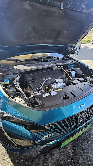 Peugeot 408GT Hybrid 136 CP e-DCS6 ,2025,rulaj15000km, Bleu Obssesion Alcantara-Garantie - imagine 3