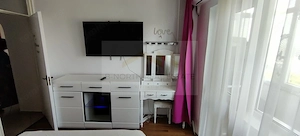 Apartament 3 camere renovat, complet mobilat – Zona Politehnica, Panoramic View - imagine 3