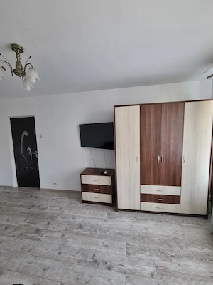Apartament 2 camere Piata Berceni Oltenitei 500E negociabil - imagine 7