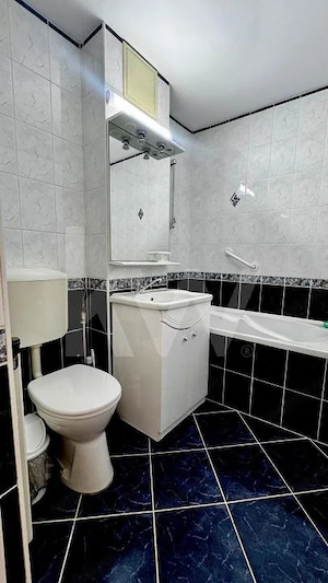 Apartament de închiriat 3 camere în Valea Aurie - imagine 9