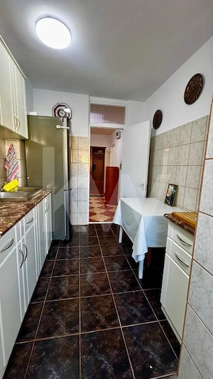 Apartament de închiriat 3 camere în Valea Aurie - imagine 18