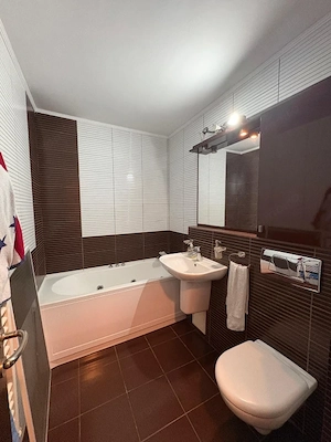 Apartament 3 camere, 82 mp, zona Ultracentral  - imagine 6