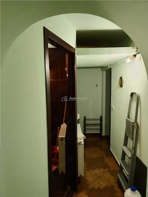 Apartament 3 camere de vanzare zona Piata 1 Mai - imagine 5