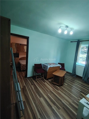 Apartament 3 camere de vanzare zona Piata 1 Mai - imagine 2