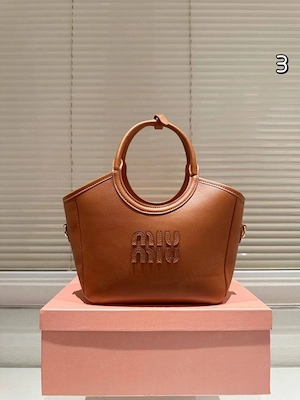 Miu Miu geantă de damă, piele naturală