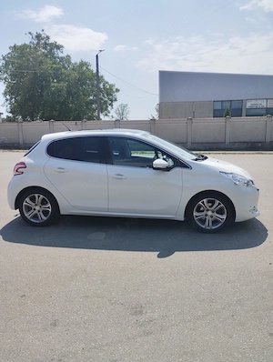   Peugeot 208 Style | 2013 | Numai 99.000 km reali! - imagine 7