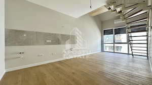 Apartament pe 2 niveluri, 82 mp utili, Complexul Studentesc
