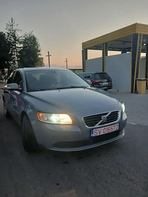 Volvo M+S40 motor 2.0 D 2008 - imagine 2
