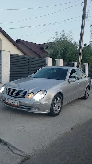 vând Mercedes Eclas Avangarde 