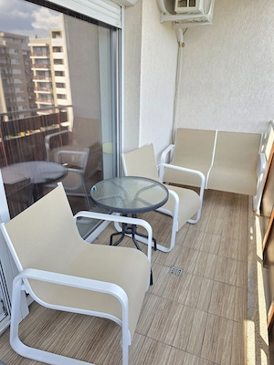 Studio Urban Coresi +loc parcare privat+boxă - imagine 6