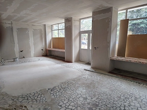 Spatiu comercial 100 mp Craiovei, Pitești parter, vitrina,trifazic,2 căi acces - imagine 3