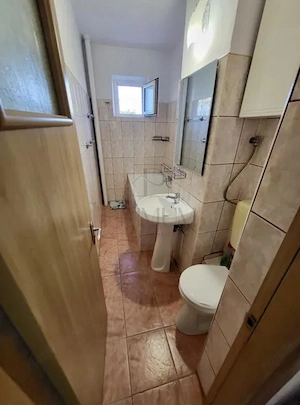Olimpia, apartament 2 camere, semidecomandat, bloc izolat - imagine 6