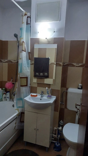 inchiriez apartament 2 camere - imagine 10