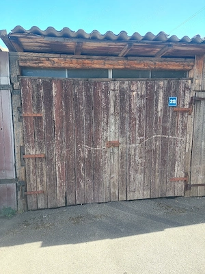 Garaj de vânzare