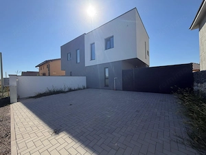 Casă tip duplex Săcălaz