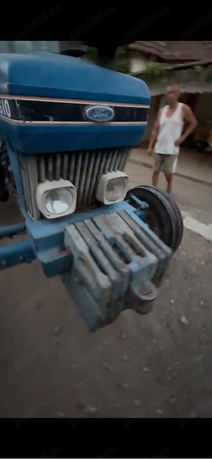 Disponibil tractor Ford - imagine 4