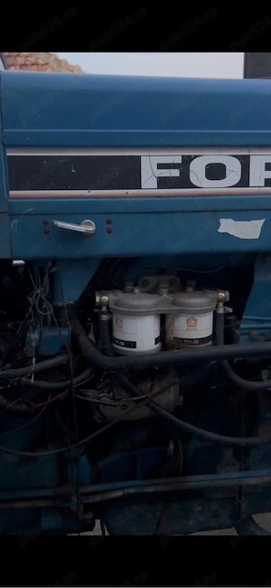 Disponibil tractor Ford - imagine 2