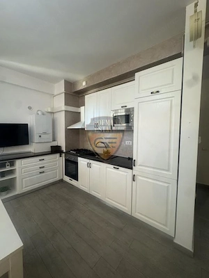 Apartament 2 camere cu vedere la mare, parcare și piscină - imagine 2