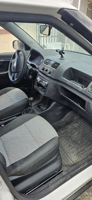 skoda fabia - imagine 4