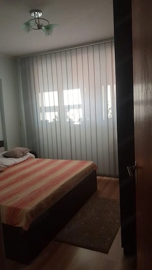 Vanzare apartament 3 camere  63 mp, balcon 9,8 mp, etaj 4/10 – Râul Doamnei - imagine 4