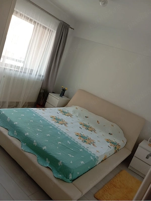 De vanzare Apartament 3 camere, Al. Vasile Goldiș- ansamblu 2021, mobilat complet + 2 locuri parcare - imagine 7
