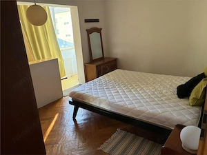 Apartament 3 camere | Bucovina | Decomandat | 2 Balcoane | 2 Bai | 400 € - imagine 2