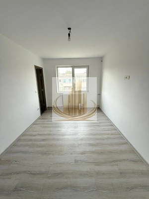 Apartament modern 3 camere, 2 băi, balcon și boxă – Zona Șagului - imagine 5