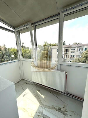 Apartament modern 3 camere, 2 băi, balcon și boxă – Zona Șagului - imagine 8