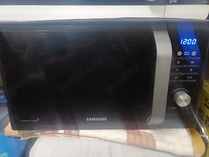 Cuptor microunde și gril Samsung 