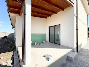 Duplex separat, 4 camere, 340 mp teren - Lidl Mosnita Veche  - imagine 13